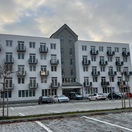 Apartman Liptov Np14 Liptovský Mikuláš Dış mekan fotoğraf